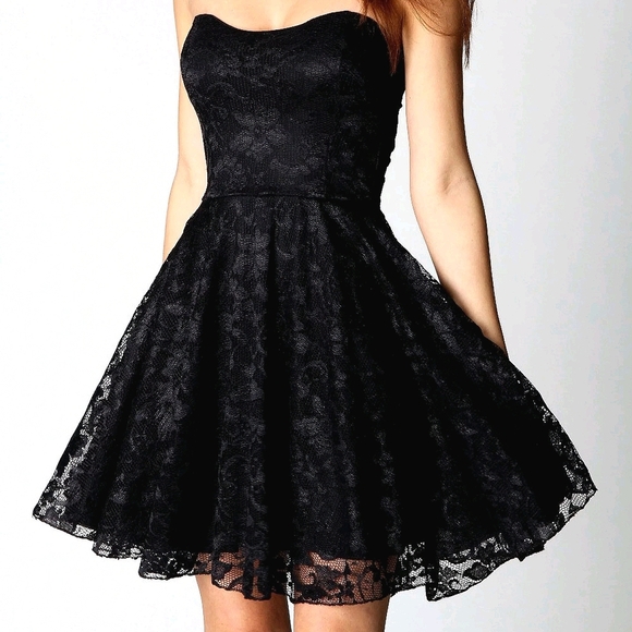 Boohoo Lulu Lace Bandeau Skater Dress - Picture 1 of 10